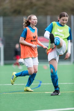 Bild 61 - wCJ VfL Pinneberg - Eimbuettler TV : Ergebnis: 1:1